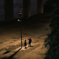 Знать бы хотя бы где ты - говорит кадр